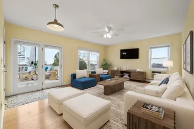 32 Barker Rd #3