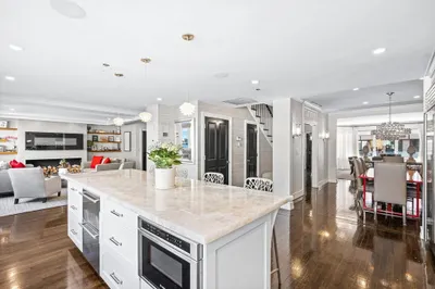 50 Battery St #103&4