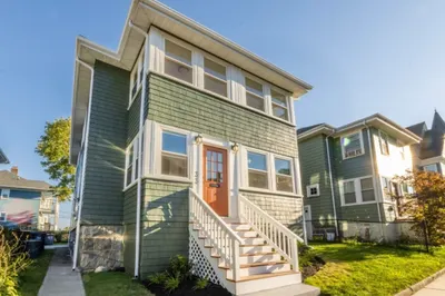 33 Pierce Ave #2 1