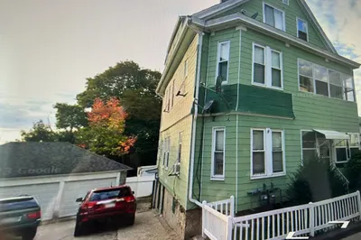 8 Rodney St #2