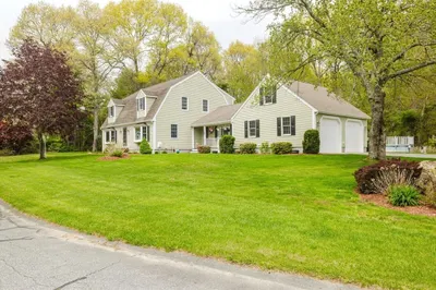 13 Bow Dr 1