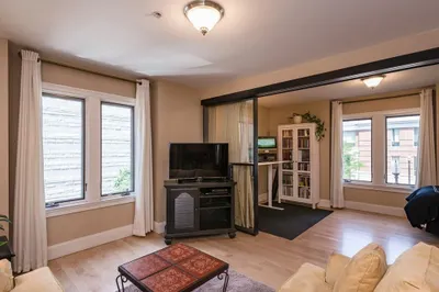 45 West Broadway #201