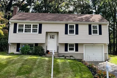 12 Sherwood Drive 1
