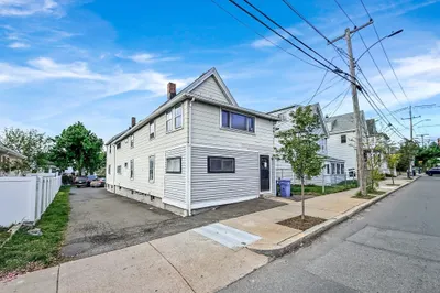 50 Main St 1