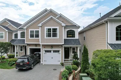210 S. Quinsigamond Ave #6 1
