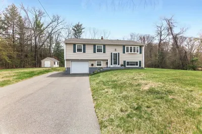 58 Oak Knoll Drive 1