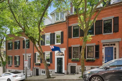 115 Baldwin St 1