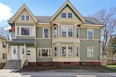 67 Neil St