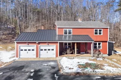 885 Royalston Rd 1