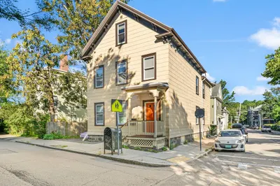 53 Brookside Ave #1