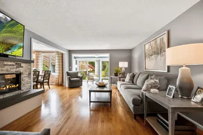 47 Collins Street #102 1