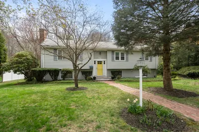 65 Stanford Drive 1