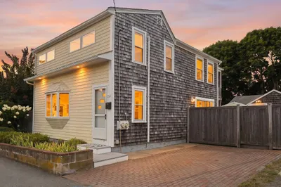 39 Pleasant Street 1