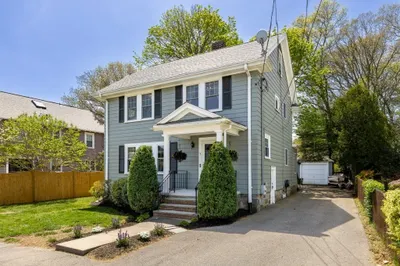 52 Crown St
