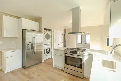 132-134 Holton St #2 1