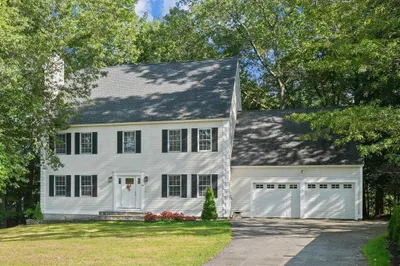 48 Towne Hill Rd