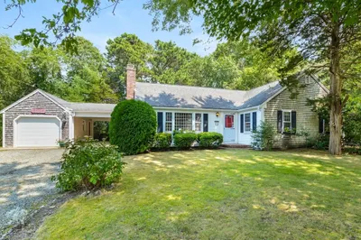 151 Roseland Ter 1