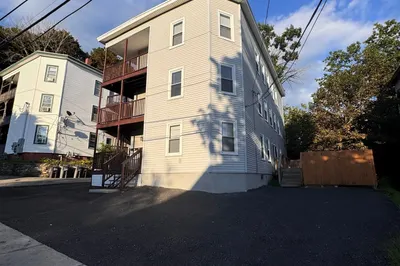 77 Oak St #2 1
