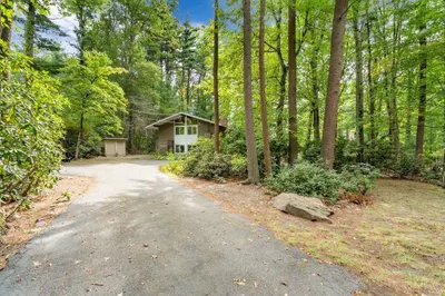 19 Algonquin Rd