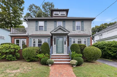 29 Undine Road 1