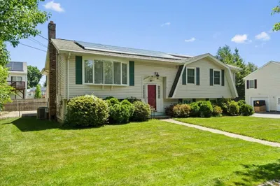 11 Dunkirk Ave 1