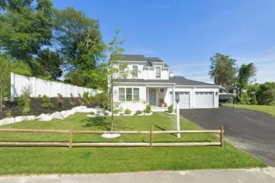 6 Pasture Hill Rd 1