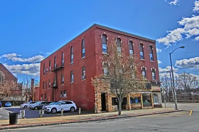 7 High Street #11