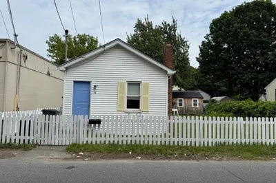 12 Sherbourne Ave