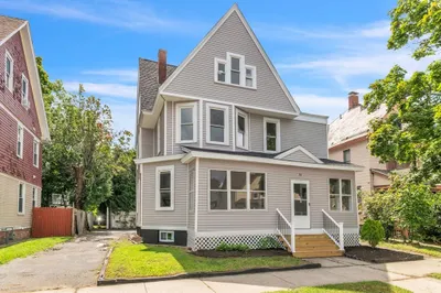 54 Princeton St 1