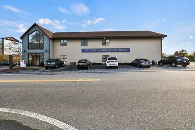 161 Wilbur Ave #2A 1