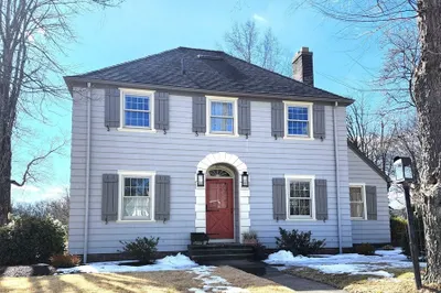 60 Lincoln Ave 1