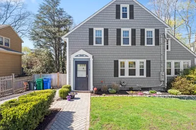 9 Coolidge Rd