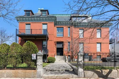 110 O St #3