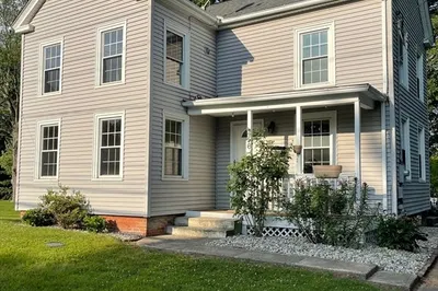 56 North Maple St