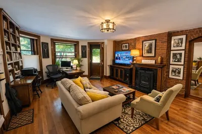 178 Commonwealth Ave #2