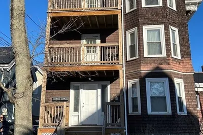 55 Burrill Ave #3