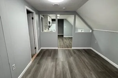 6 Apple Street #3