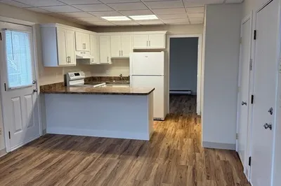 124 Atlantic Ave #5 1