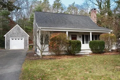 318 Old Mill Rd