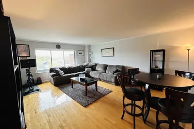 22 Chestnut Pl #606