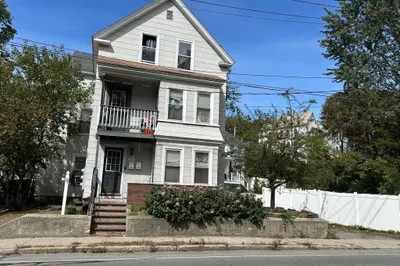 60 Lunenburg St 1