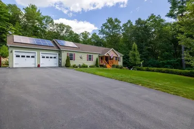 297 Manchaug Rd