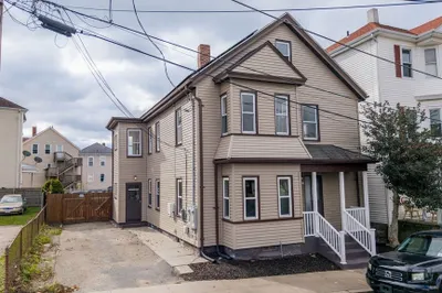 23 Lexington St 1