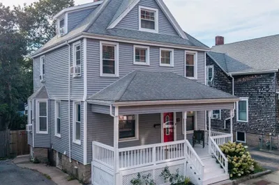 223 Ash St 1