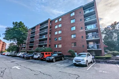 159 Main Street #7A