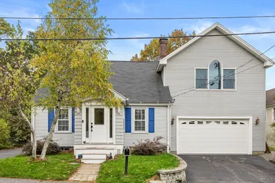 39 Bay View Dr 1