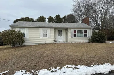84 New Hampshire Ave 1