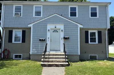 33 Park Dr #B