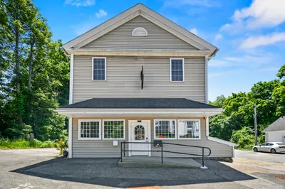 1207 Main St #2 1
