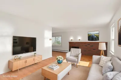 21 Goldsmith Ave 1